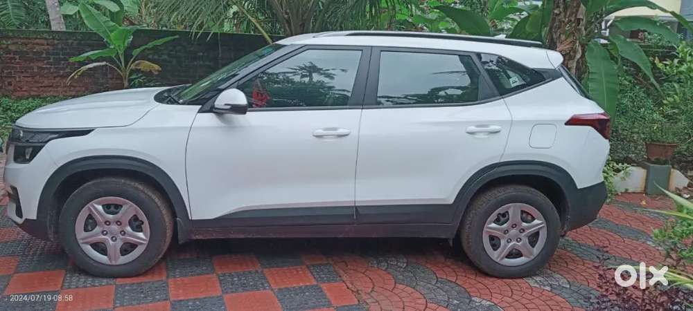 Kia Seltos 2021 Petrol 16700 Km Driven