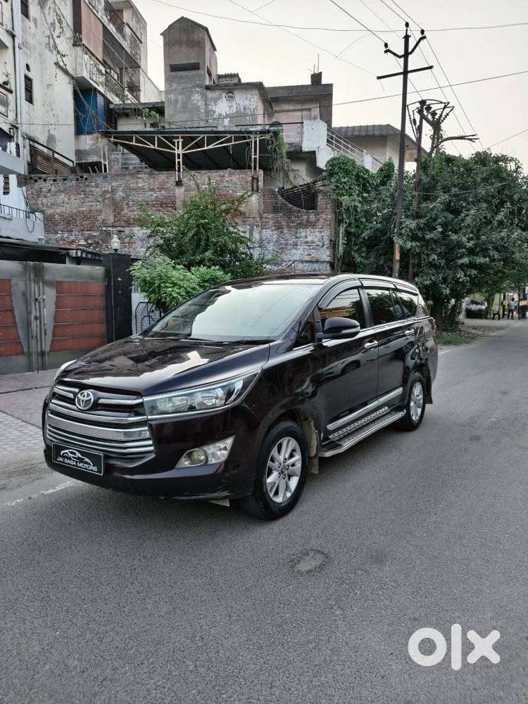 Toyota Innova Crysta 2.8 Gx At, 2017, Diesel