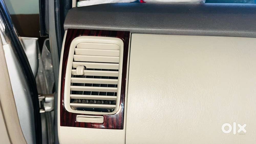 Toyota Innova 2012 Diesel Well Maintained