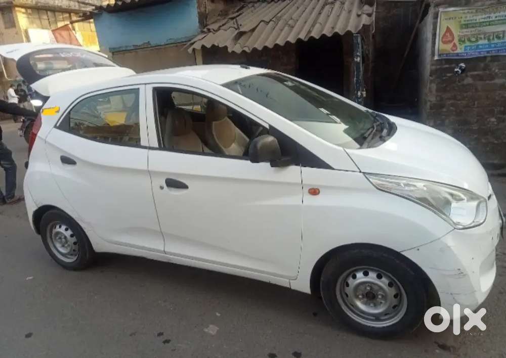 Hyundai Eon 2017 Petrol 125000 Km Driven