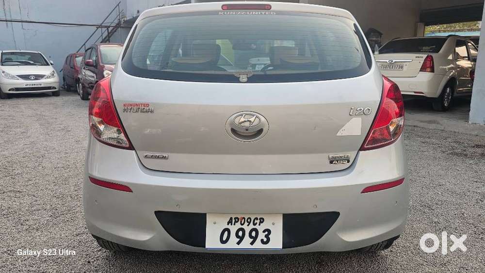 Hyundai I20 Sportz 1.4 Crdi 6 Speed Bs-iv, 2013, Diesel