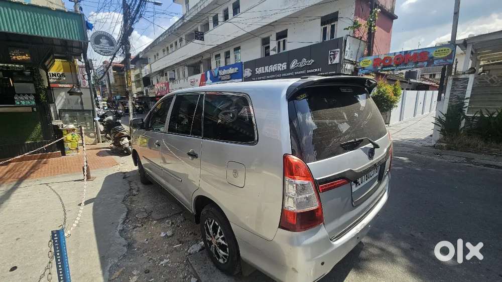 Toyota Innova 2.5 G 2012
