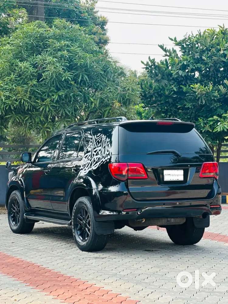Toyota Fortuner 2012 4×4 Manual