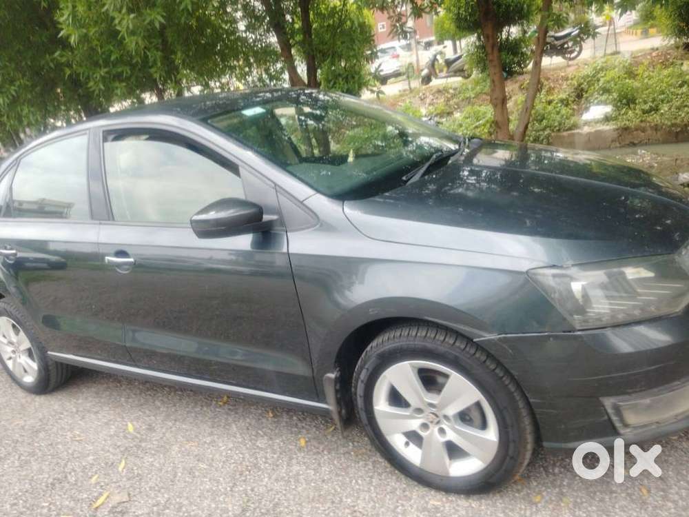 Skoda Rapid 1.5 Elegance Tdi Mt, 2016, Diesel