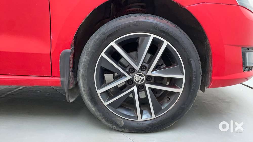 Skoda Rapid 1.6 Mpi At Style, 2018, Petrol