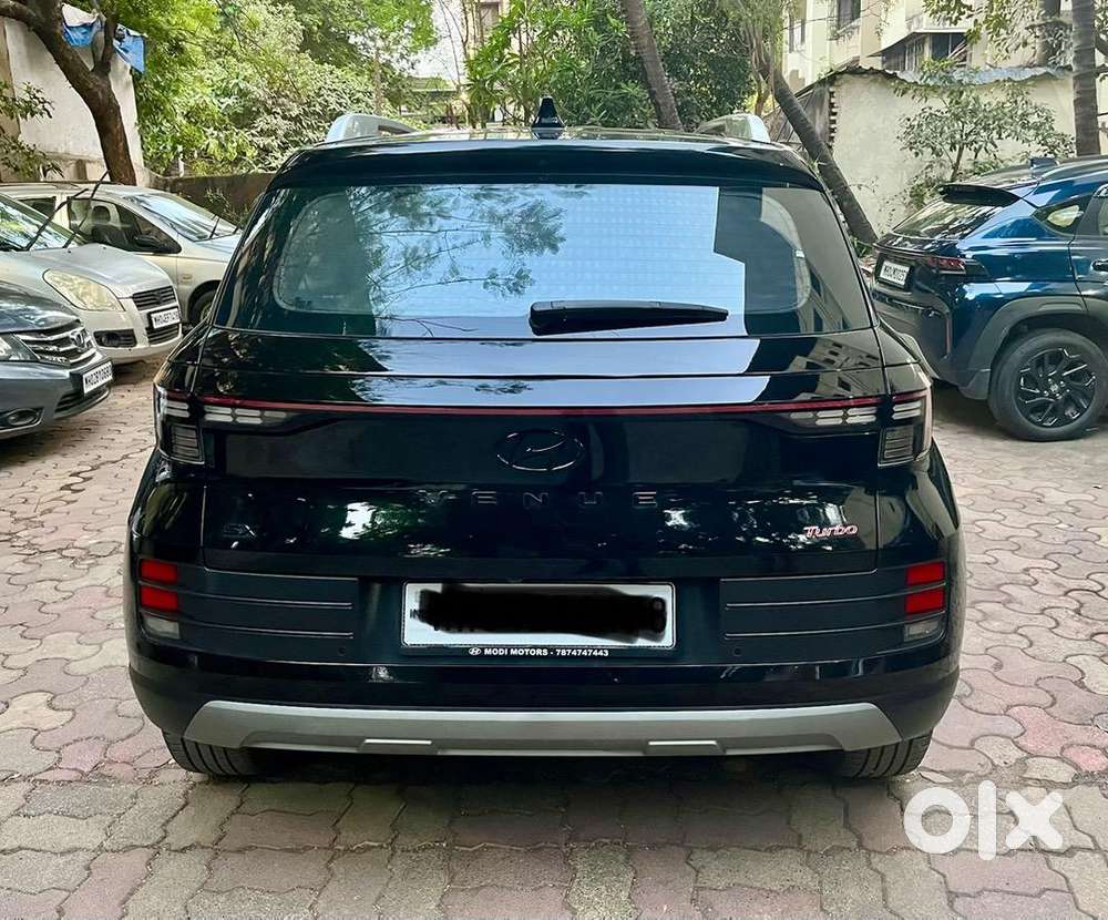 Hyundai Venue 2023 Petrol Good Condition