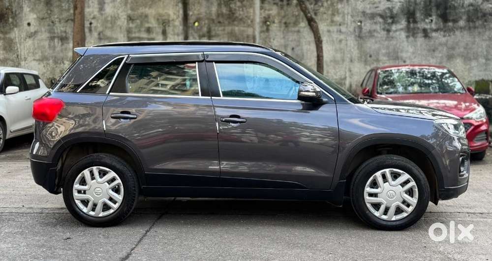 Maruti Suzuki Brezza 1.5 Vxi Smart Hybrid, 2023, Petrol