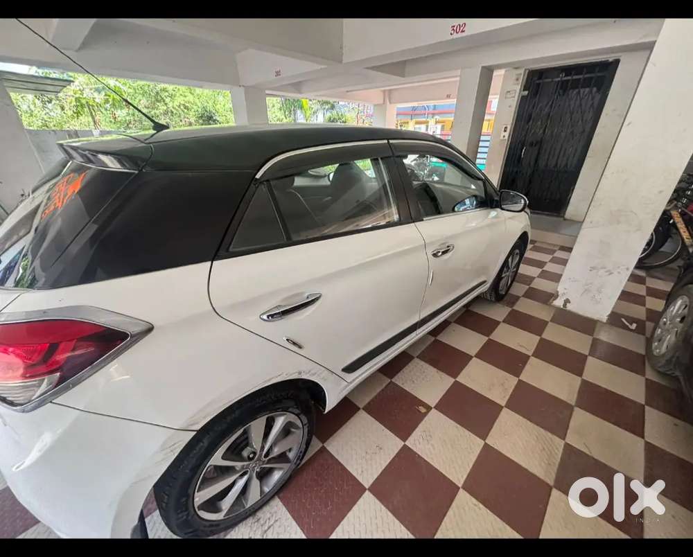Hyundai Elite I20 2017 Petrol 107006 Km Driven