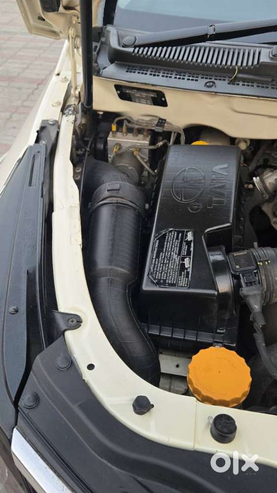 Tata Hexa 2.2 Xt 4x2 7 Str, 2017, Diesel