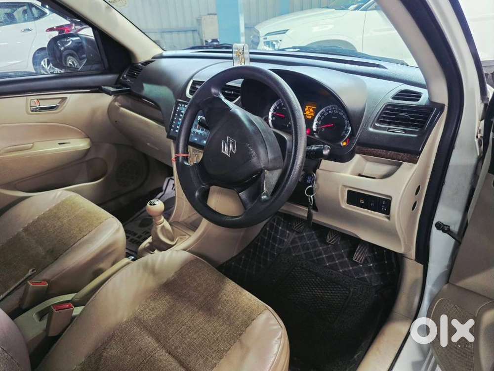 Maruti Suzuki Swift Dzire 1.2 Vxi Bsiv, 2015, Petrol