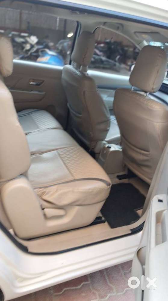Maruti Suzuki Ertiga Vxi At Petrol, 2019, Petrol