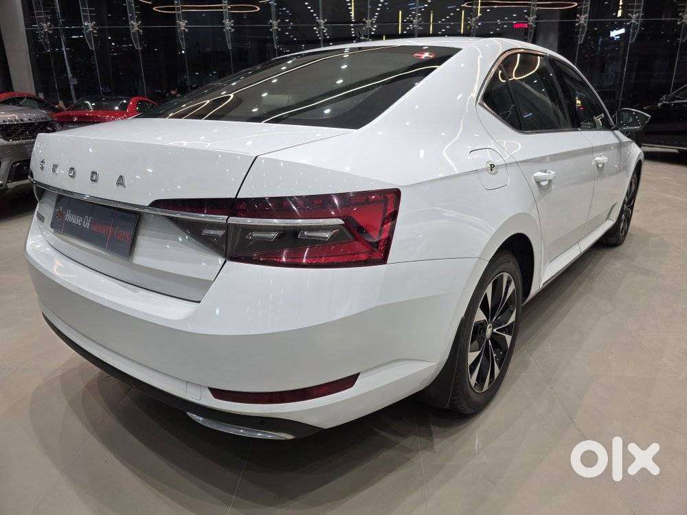 Skoda Superb 2.0 L&k Tsi At, 2020, Petrol