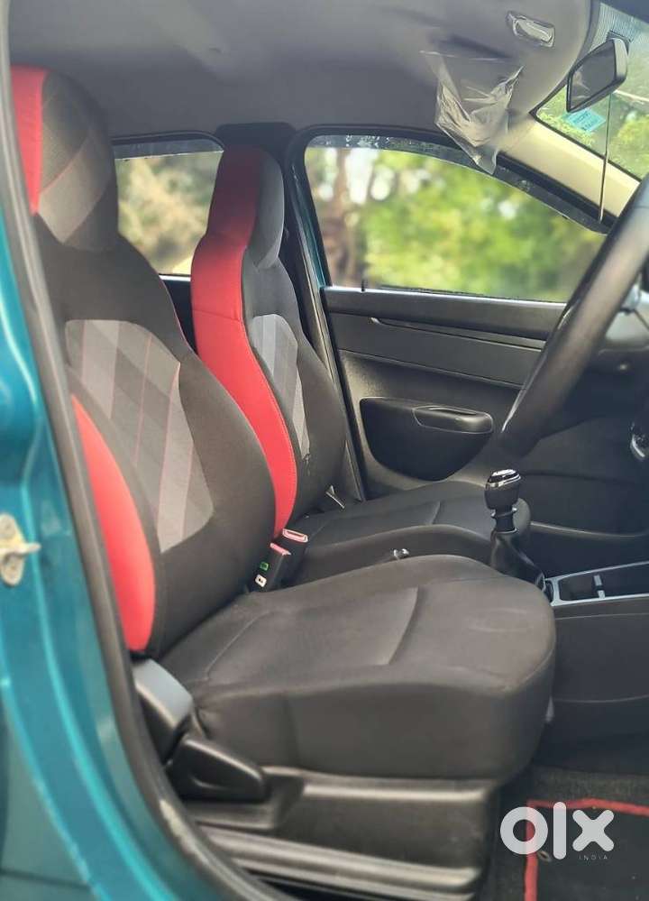 Renault Kwid 1.0 Rxt Optional, 2025, Petrol