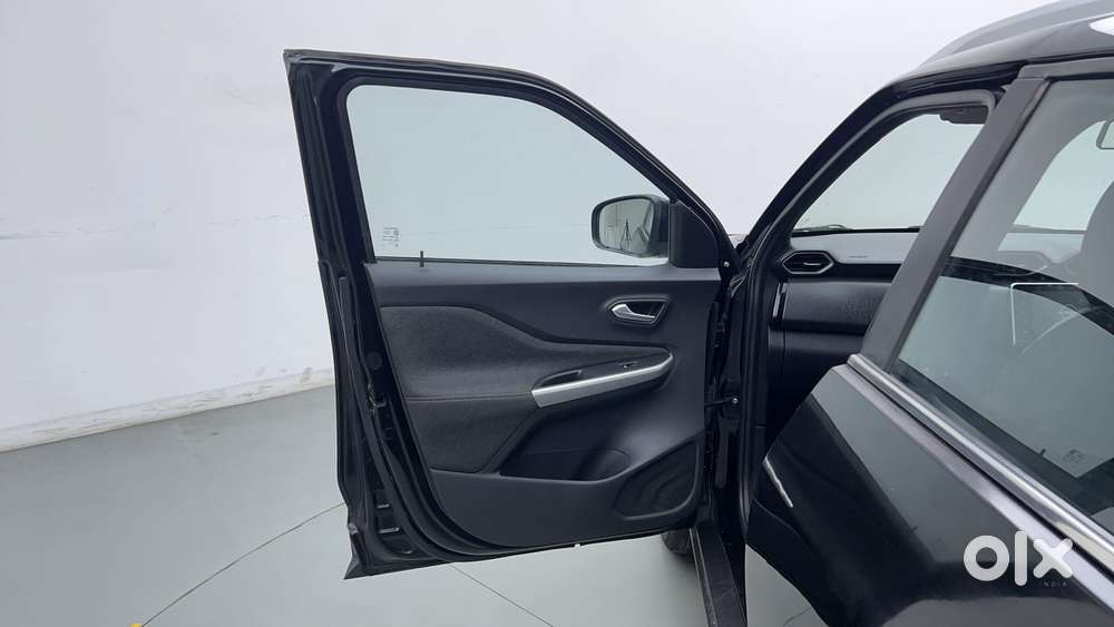 Nissan Magnite 1.0 Xv Premium Turbo Cvt (o), 2023, Petrol