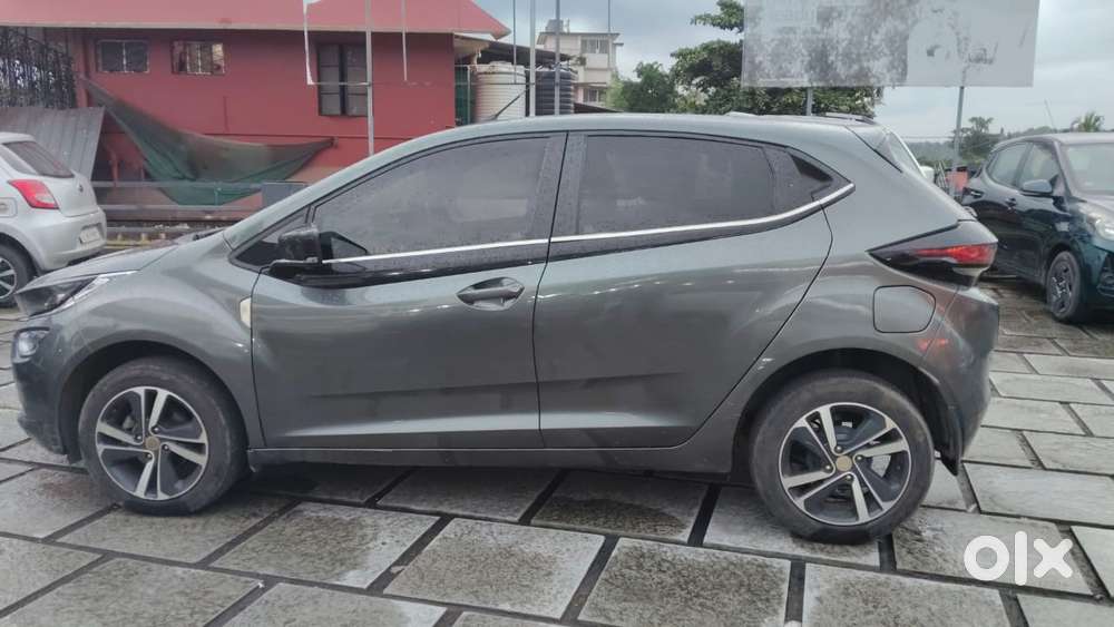 Tata Altroz 1.2 Xza Petrol Dct, 2023, Petrol