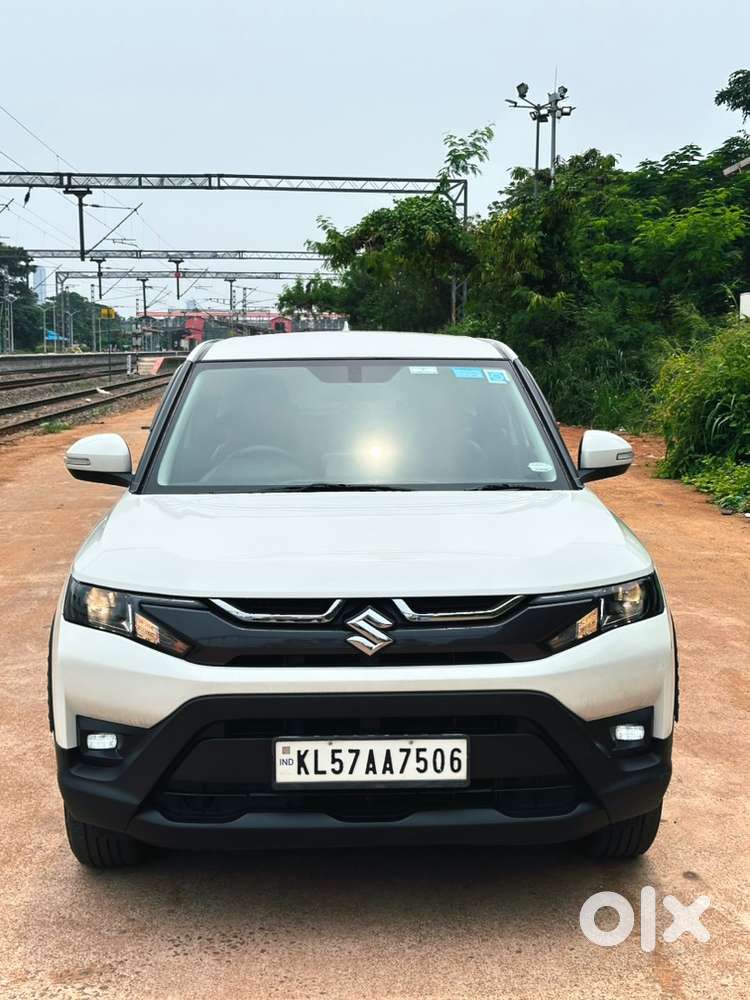 Maruti Suzuki Brezza 2024 Lxi 1.5  29000 Km