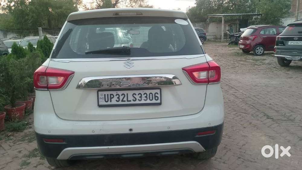 Maruti Suzuki Brezza 1.5 Zxi Smart Hybrid, 2020, Petrol