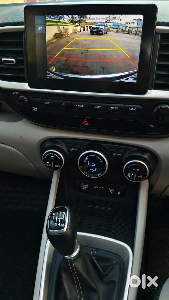 Hyundai Venue Sx Mt, 2022, Diesel