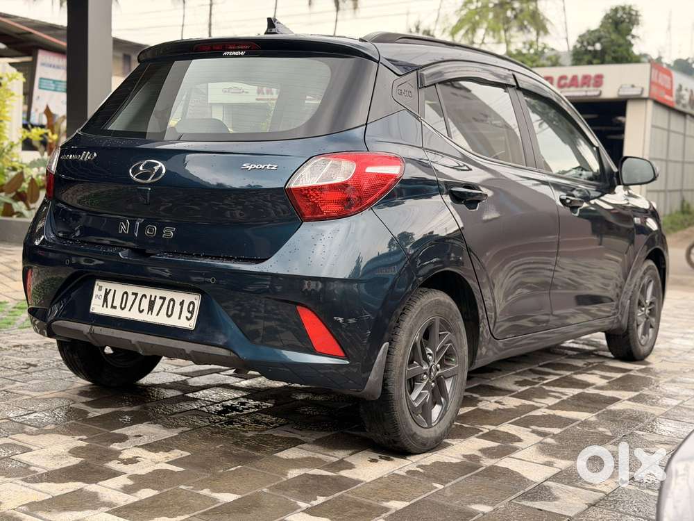Hyundai Grand I10 Nios Sportz 1.2 At, 2021, Petrol