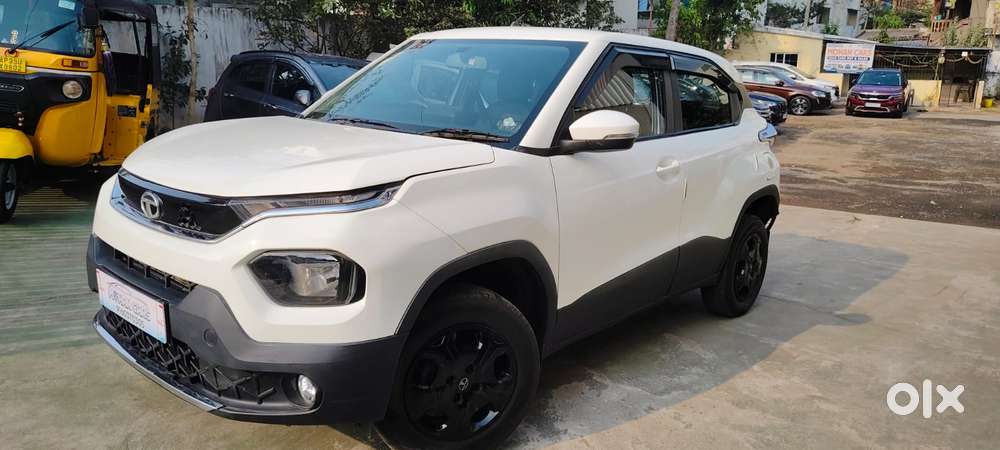 Tata Punch Creative, 2023, Petrol