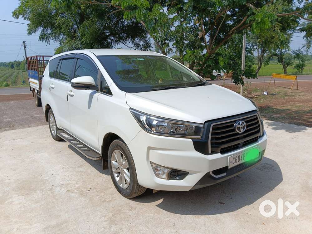 Toyota Innova Crysta 2023