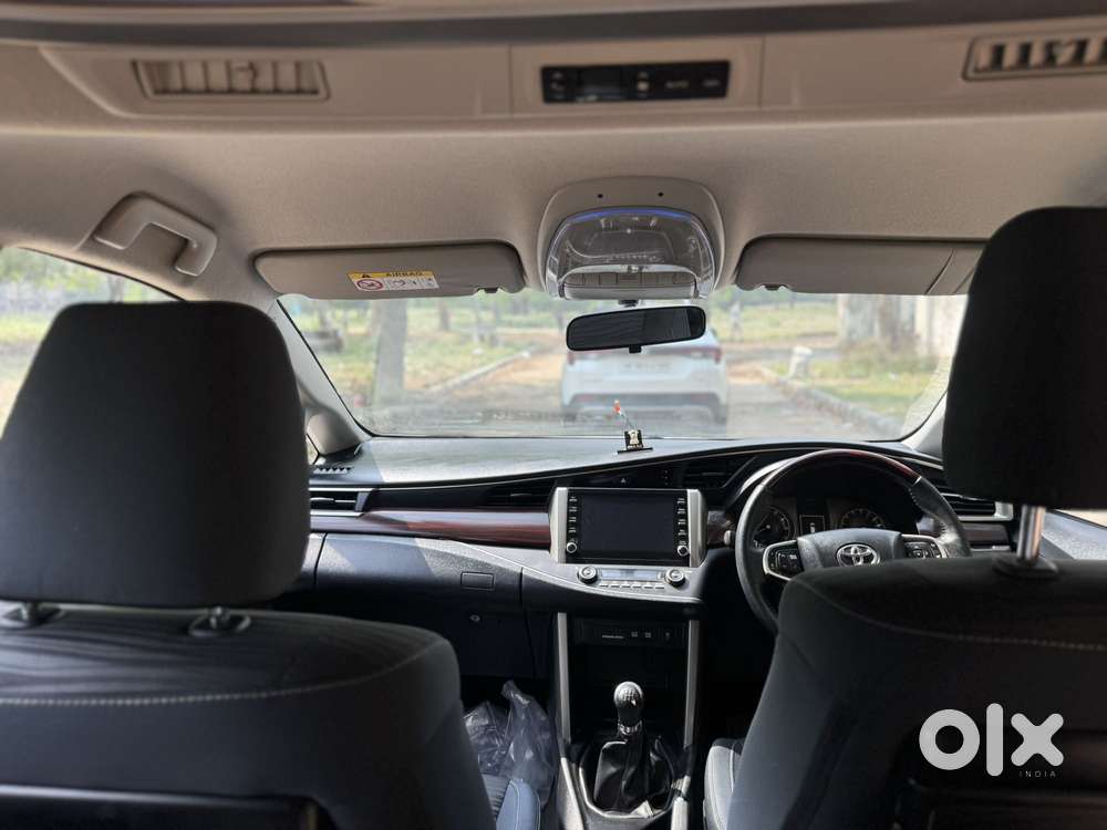 Toyota Innova Crysta [2020-ongoing] 2.7 Vx 7 Str, 2022, Petrol