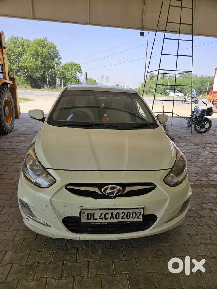 Hyundai Verna 2012 Petrol 60000 Km Driven