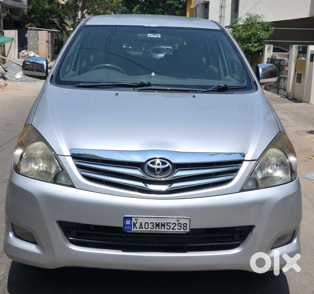 Toyota Innova 2.5 Vx 8 Str Bs-iii, 2010, Diesel