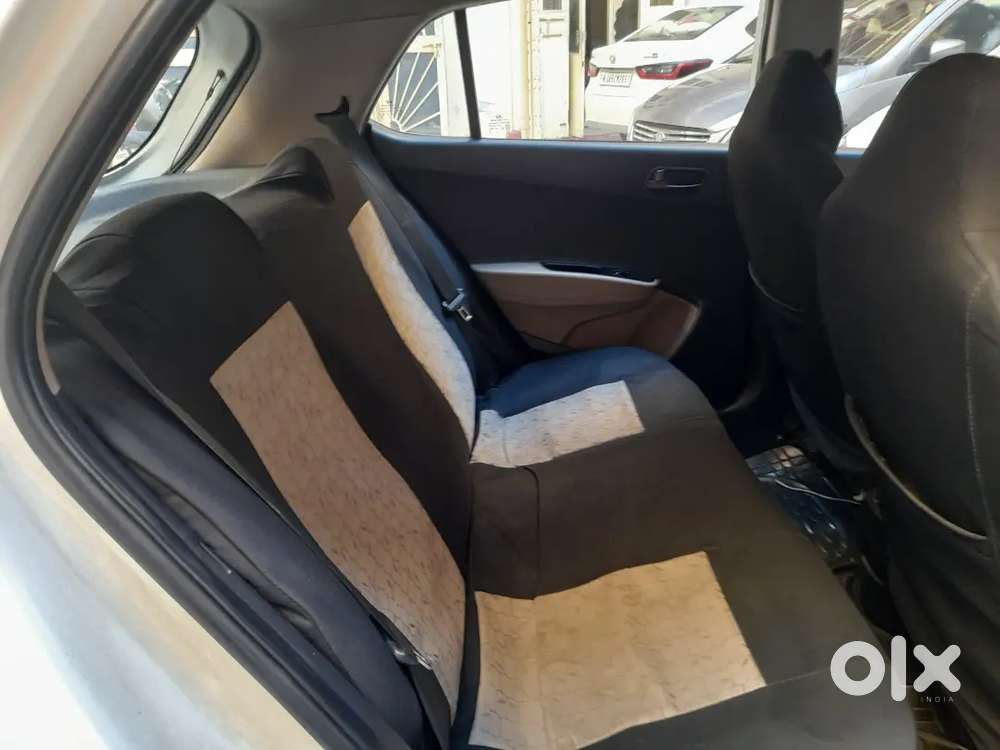 Hyundai Grand I10 2013 Diesel Well Maintained