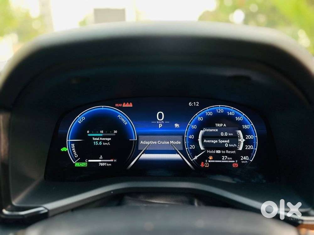 Toyota Camry Hybrid, 2026, Petrol