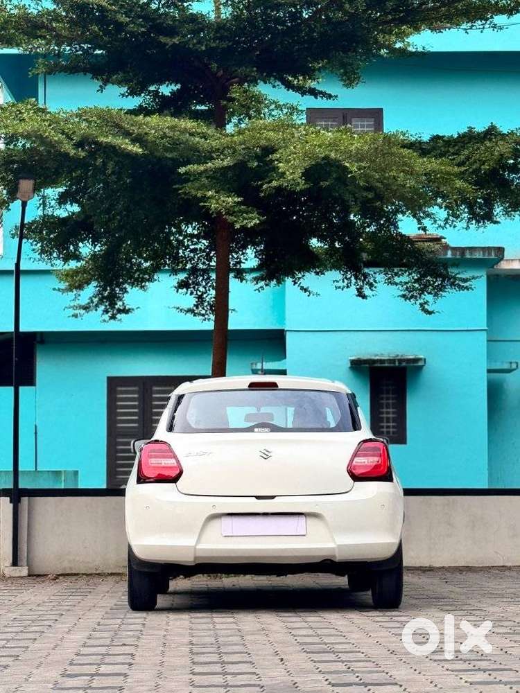 Maruti Suzuki Swift, 2023, Petrol