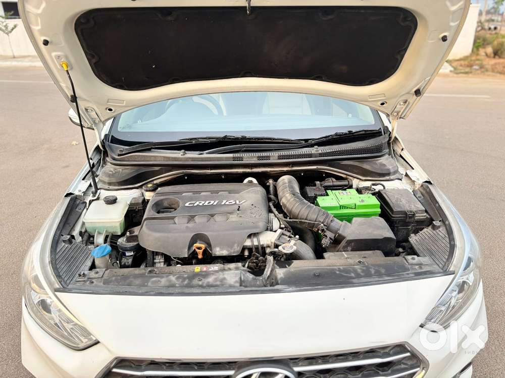 Hyundai Verna 1.6 Sx (o) Crdi At, 2018, Diesel