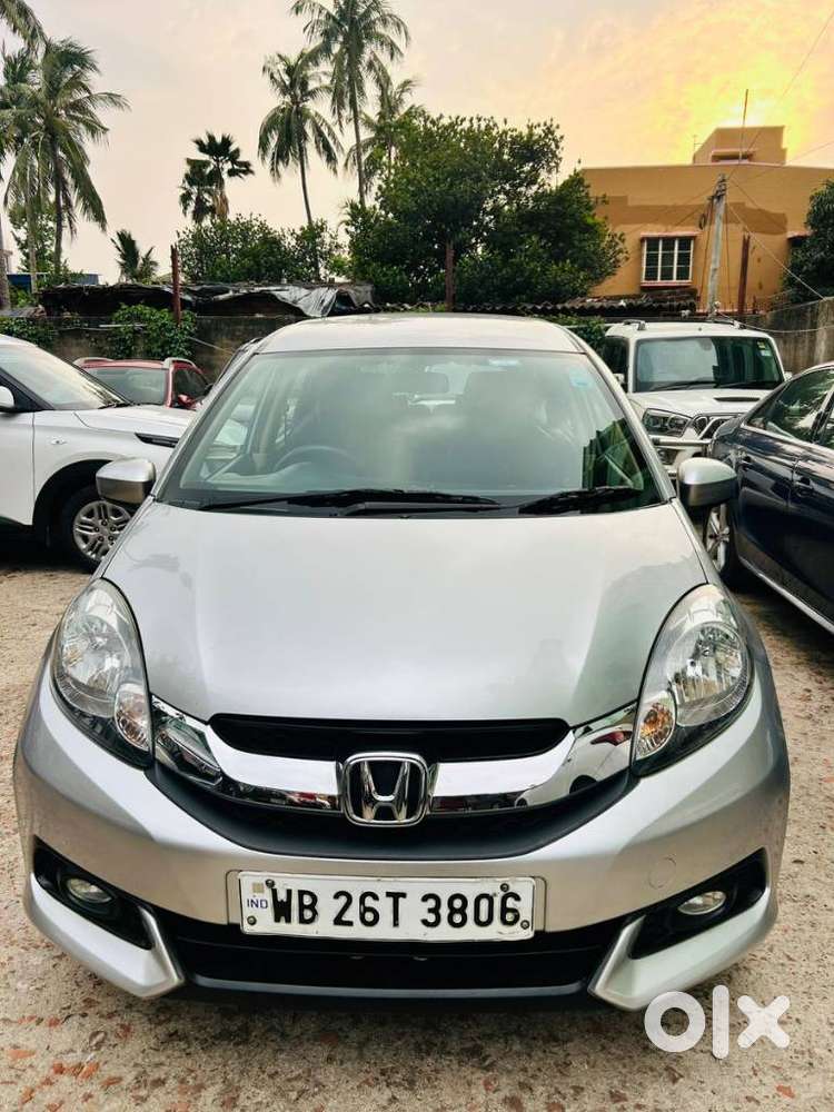 Honda Mobilio 1.5 E I-vtec Mt, 2015, Petrol
