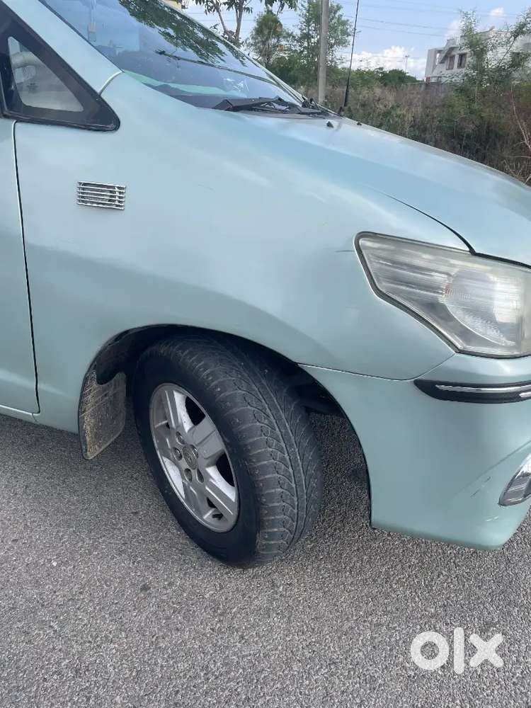 Toyota Innova 2005