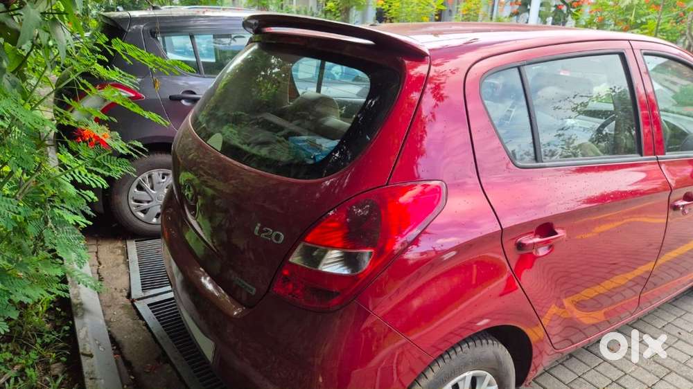 Hyundai I20 Car, 2010 Model, Magna, Tax Paid Up To 2030