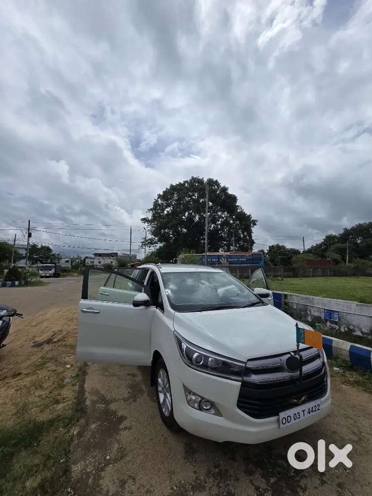 Toyota Innova Crysta 2016 Diesel Mt
