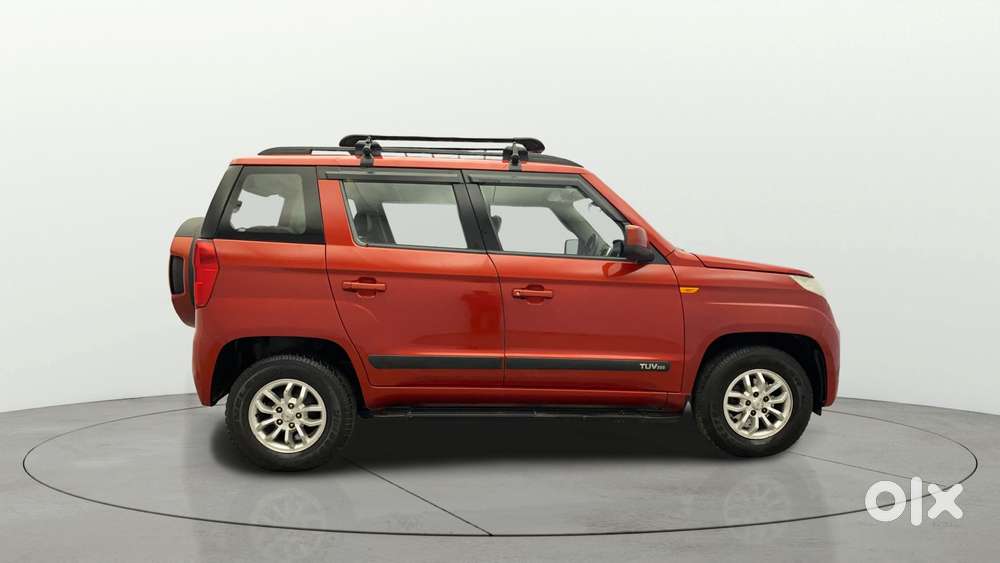 Mahindra Tuv 300 T8 Amt, 2016, Diesel