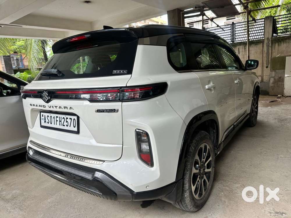 Maruti Suzuki Grand Vitara 1.5 Alpha Plus Intelligent Hybrid Ecvt, 2..