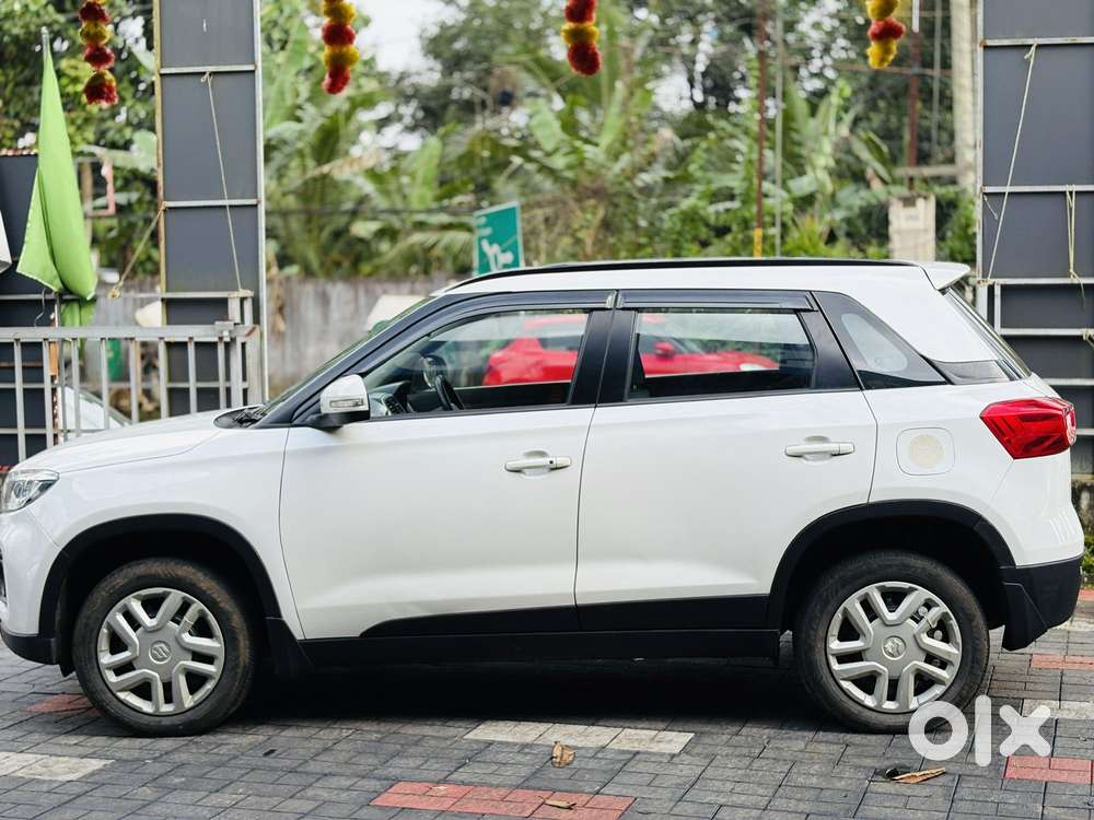 Maruti Suzuki Brezza, 2022, Petrol