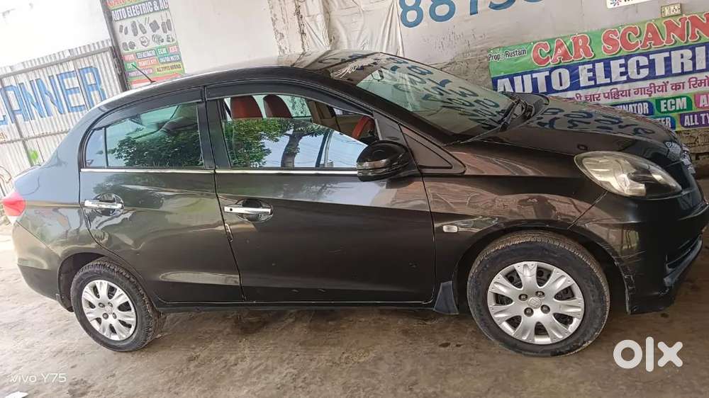 Honda Amaze 2015