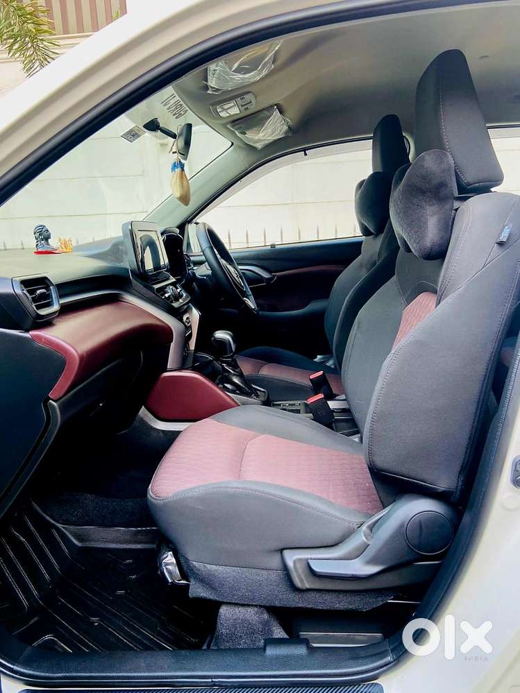 Maruti Suzuki Grand Vitara 1.5 Delta Smart Hybrid At, 2025, Petrol