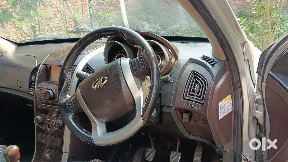 Mahindra Xuv500 2012