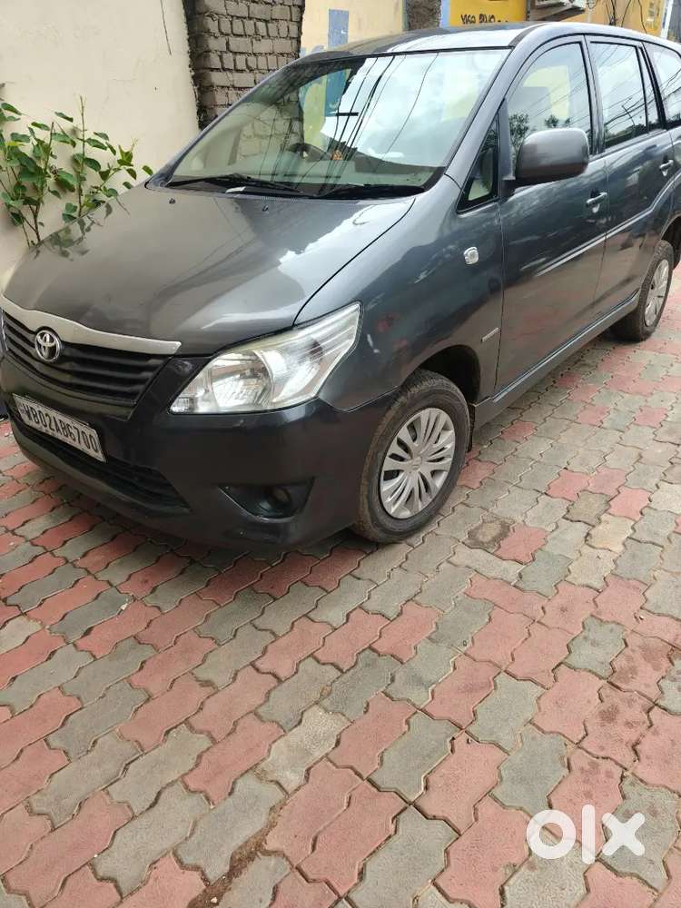 Toyota Innova 2.5 2012/11