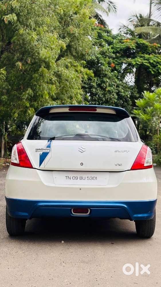 Maruti Suzuki Swift Vxi + Manual, 2013, Petrol