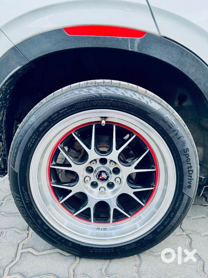 Hyundai Venue N Line 1.0 N8 Turbo Dct Dual Tone, 2022, Petrol
