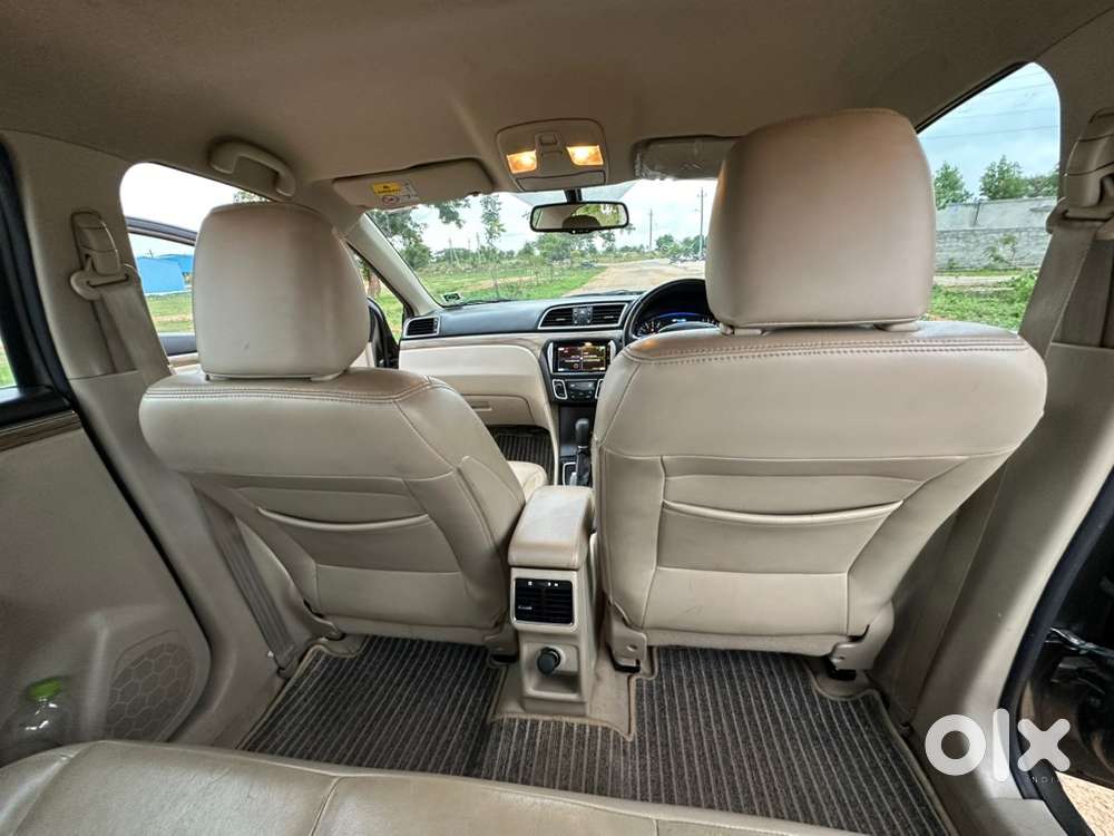 Petrol Ciaz Smart Hybrid Alpha Automatic Gear 1.5 - Top End Model