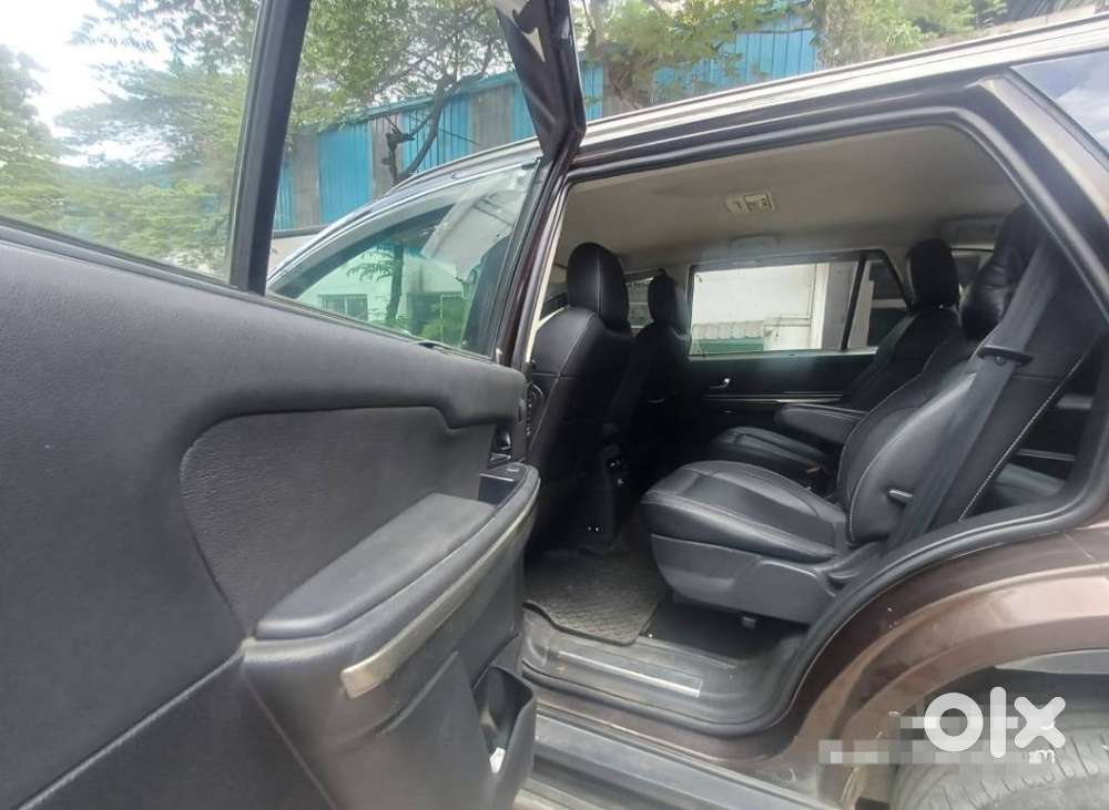 Tata Hexa XTA, 2017, Diesel