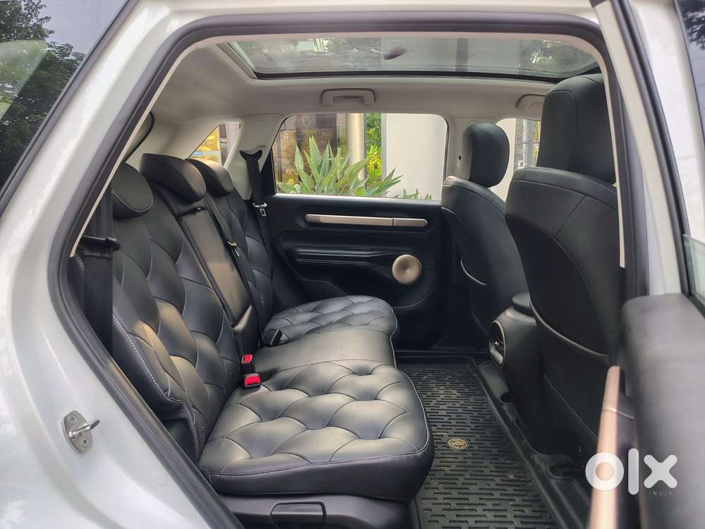 Mg Windsor Ev Essence, 2024, Electric