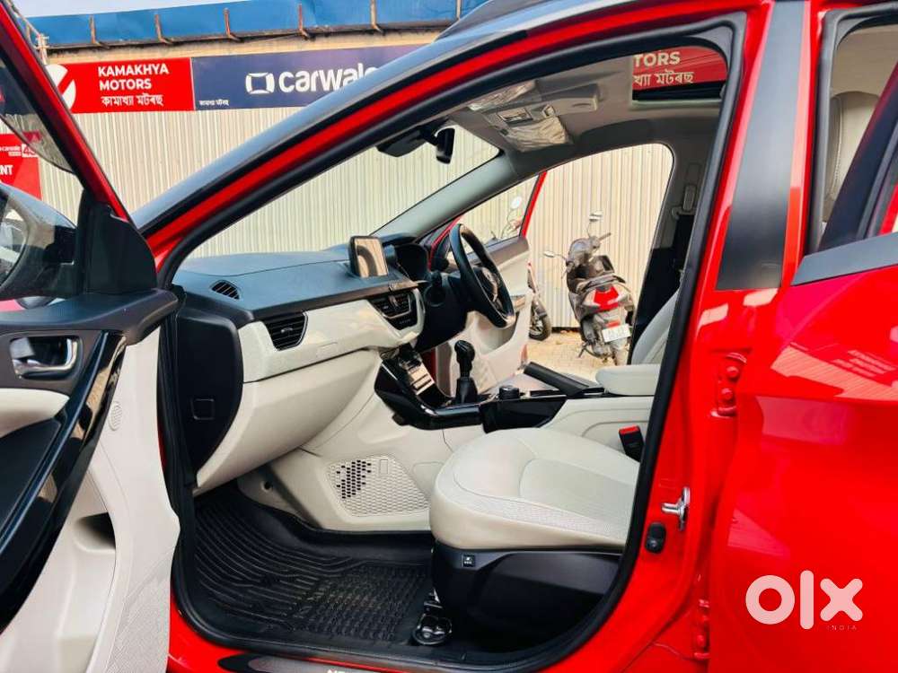 Tata Nexon 1.2 Revotron Xz Plus, 2023, Petrol