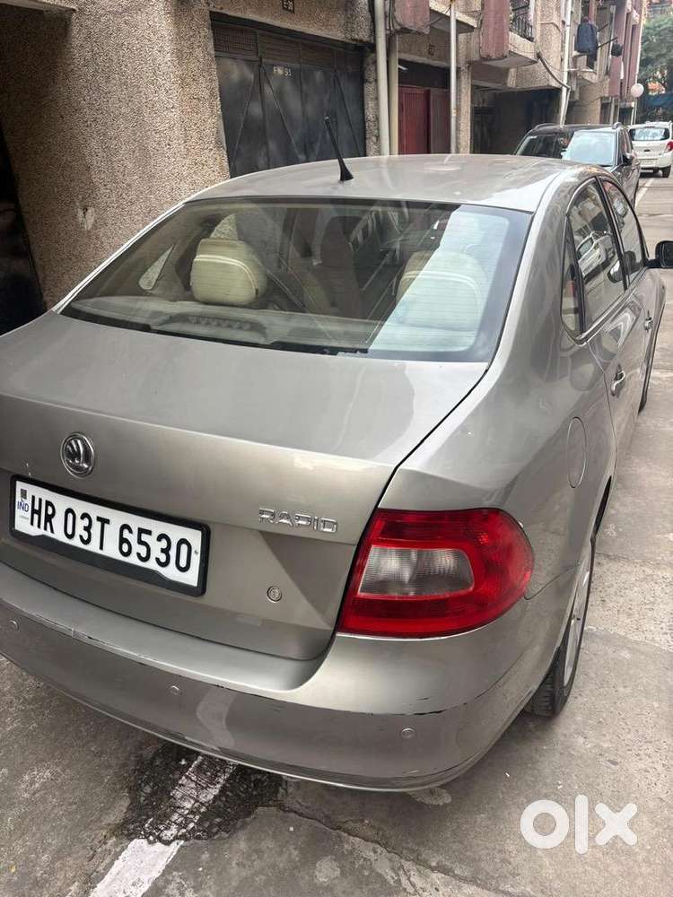 Skoda Rapid Diesel 97500 Km Driven